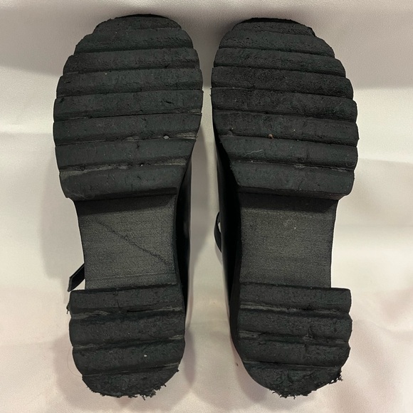 SOLD - Picture 5 of 6